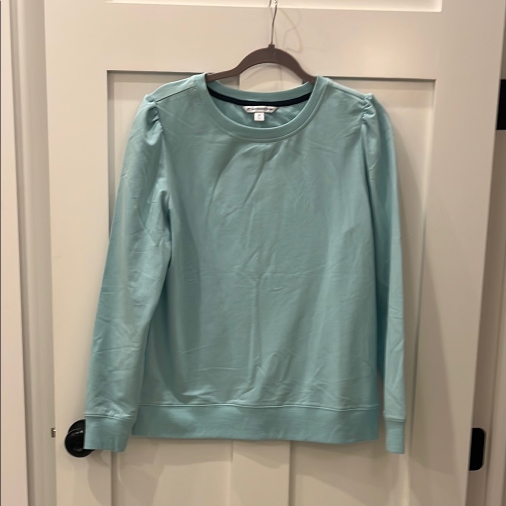 Southern Tide light sweatshirt